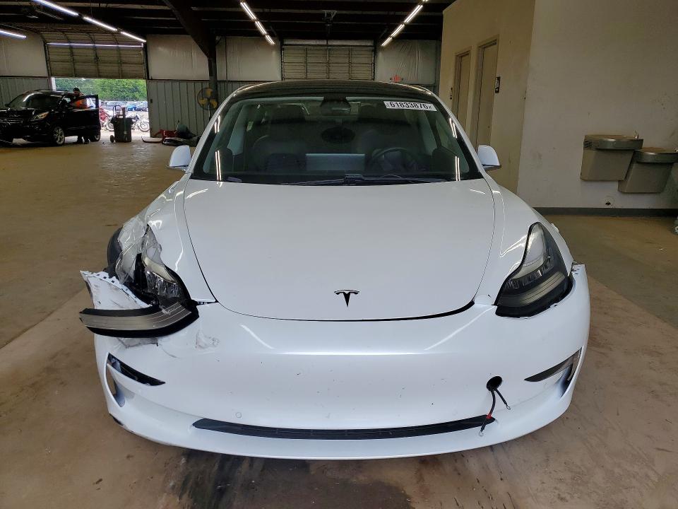 Продажа на аукционе авто 2019 Tesla Model 3, vin: 5YJ3E1EB2KF469237, номер лота: 61833876