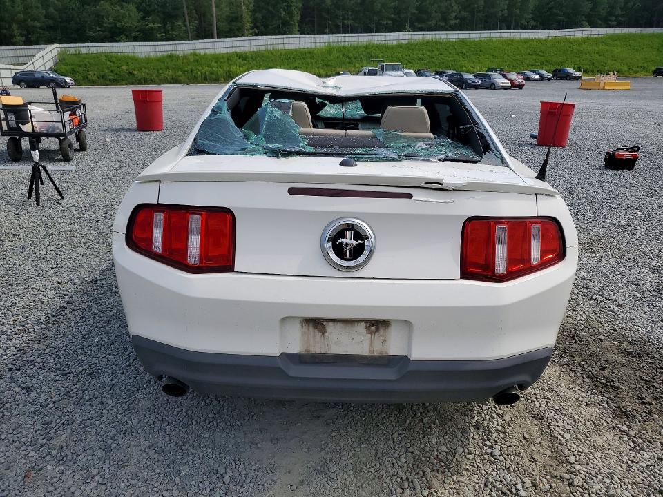 61474316 :رقم المزاد ، 1ZVBP8AM0C5287347 vin ، 2012 Ford Mustang مزاد بيع