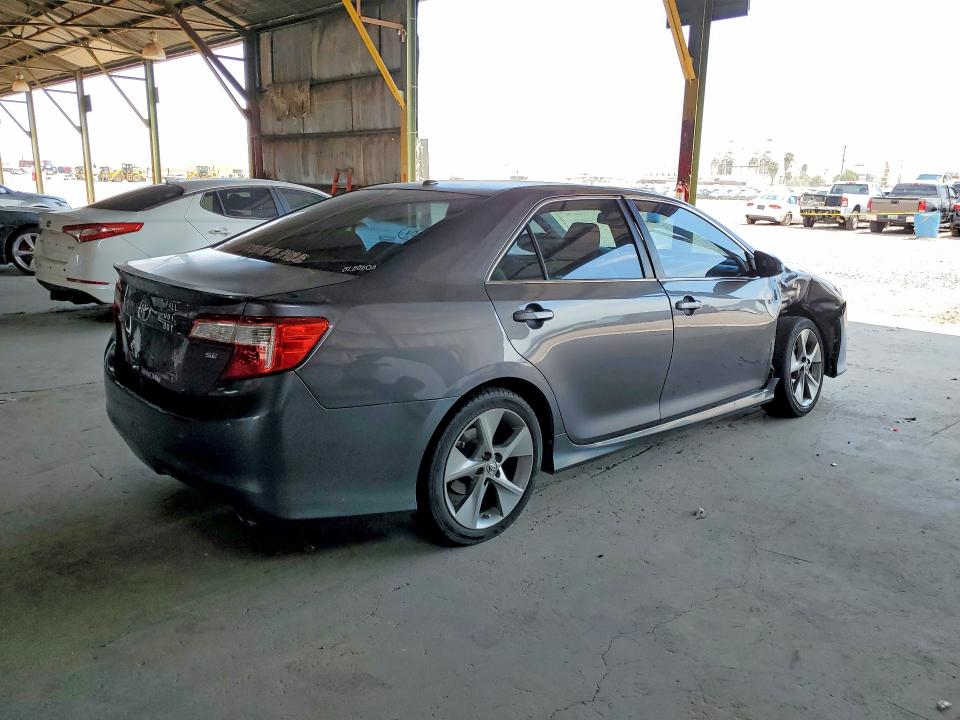 Aukcja sprzedaży 2014 Toyota Camry, vin: 4T1BK1FKXEU543160, numer aukcji: 61544076