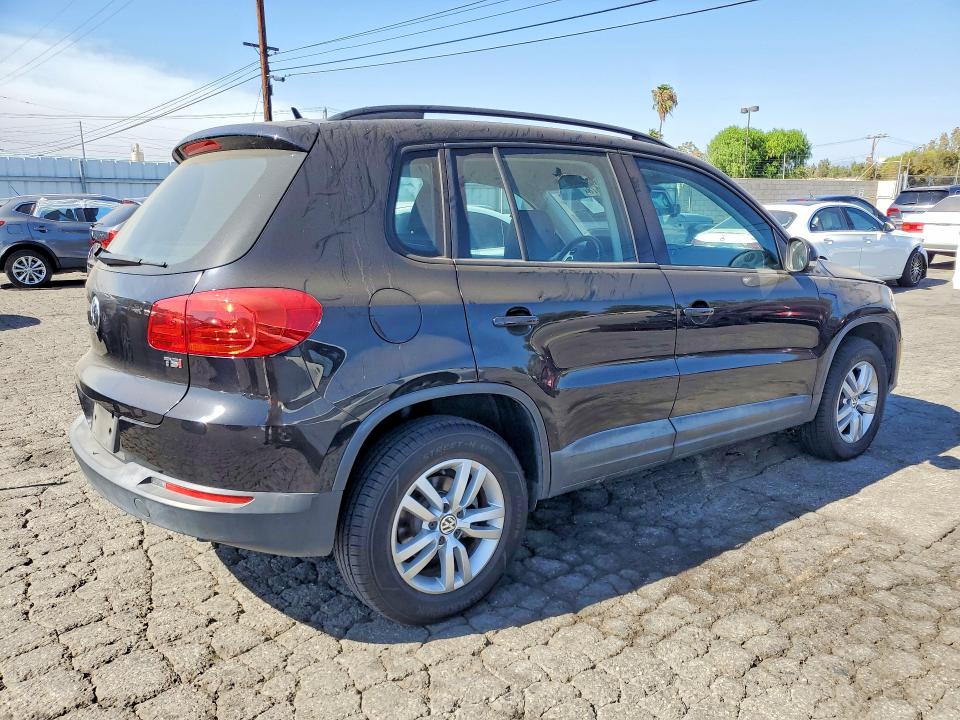 Продажа на аукционе авто 2016 Volkswagen Tiguan, vin: WVGAV7AX8GW518970, номер лота: 60892576