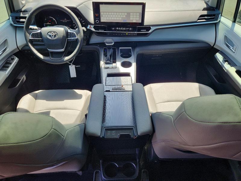 Продажа на аукционе авто 2026 Toyota Sienna, vin: 5TDYSKFC0TS249815, номер лота: 60066976