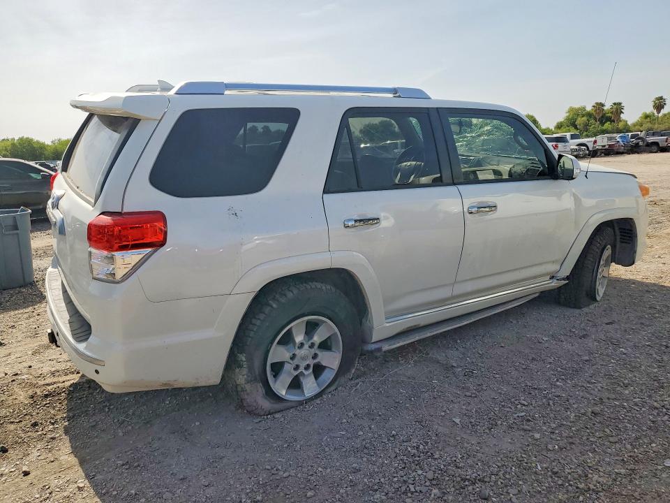 61983426 :رقم المزاد ، JTEZU5JR6A5008027 vin ، 2010 Toyota 4runner مزاد بيع