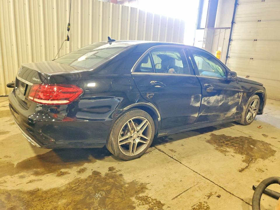 60643816 :رقم المزاد ، WDDHF8JB1GB261173 vin ، 2016 Mercedes-benz E مزاد بيع