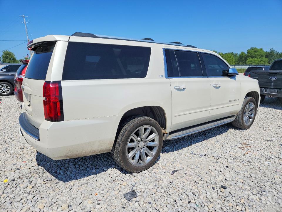 2015 Chevrolet Suburban მანქანა იყიდება აუქციონზე, vin: 1GNSKKKC3FR239463, აუქციონის ნომერი: 59610736