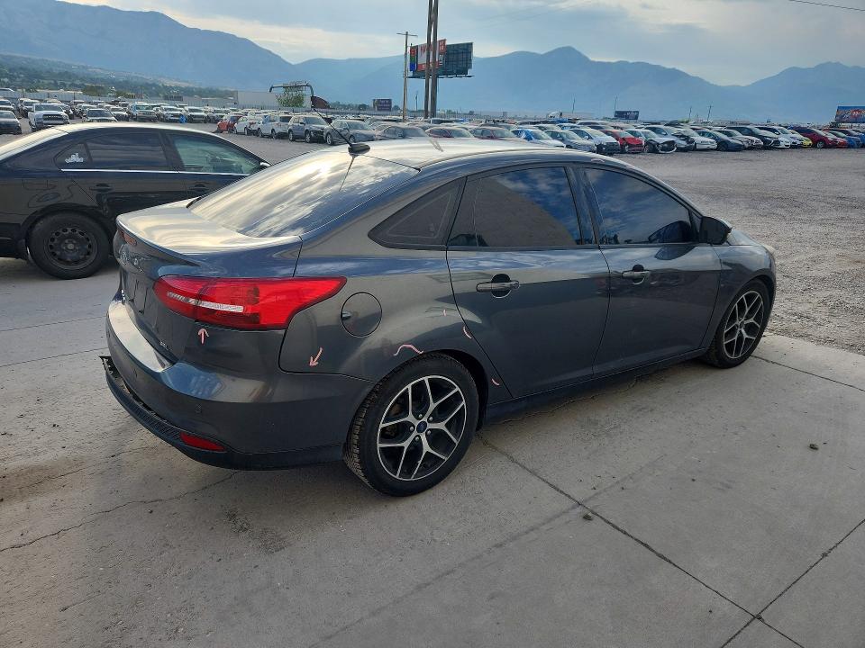 Продажа на аукционе авто 2017 Ford Focus, vin: 1FADP3H29HL332829, номер лота: 63194136