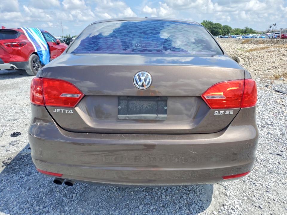 62466546 :رقم المزاد ، 3VWDZ7AJXBM133126 vin ، 2011 Volkswagen Jetta مزاد بيع