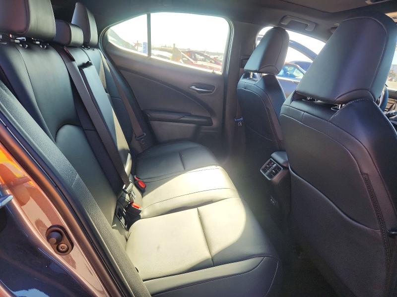 2026 Lexus Ux 300h მანქანა იყიდება აუქციონზე, vin: JTHYBJAH0T2041582, აუქციონის ნომერი: 60085306