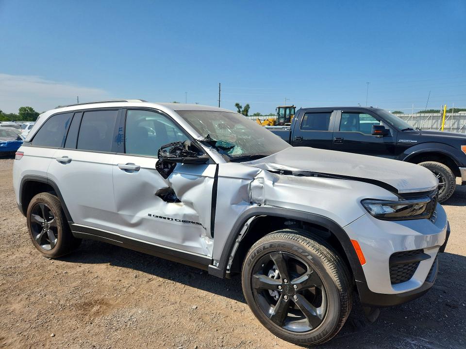 Продажа на аукционе авто 2025 Jeep Grand Cherokee, vin: 1C4RJHAG4S8804319, номер лота: 61394236