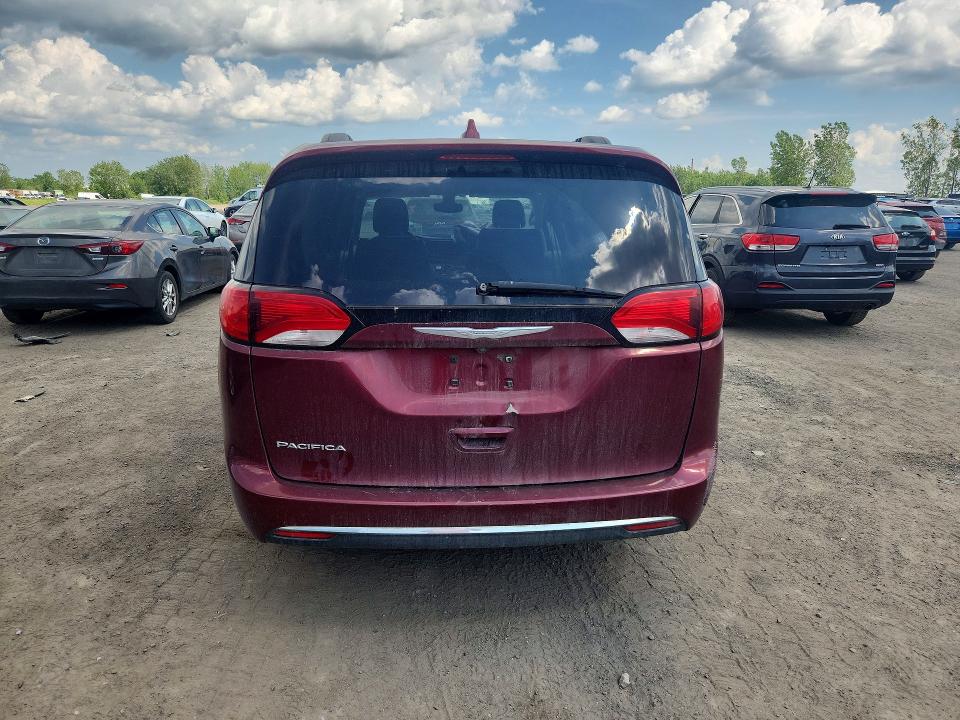60025196 :رقم المزاد ، 2C4RC1BG2HR595515 vin ، 2017 Chrysler Pacifica مزاد بيع