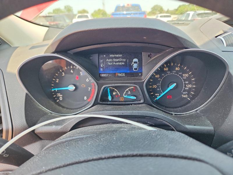 61000476 :رقم المزاد ، 1FMCU0GD9HUA36747 vin ، 2017 Ford Escape مزاد بيع