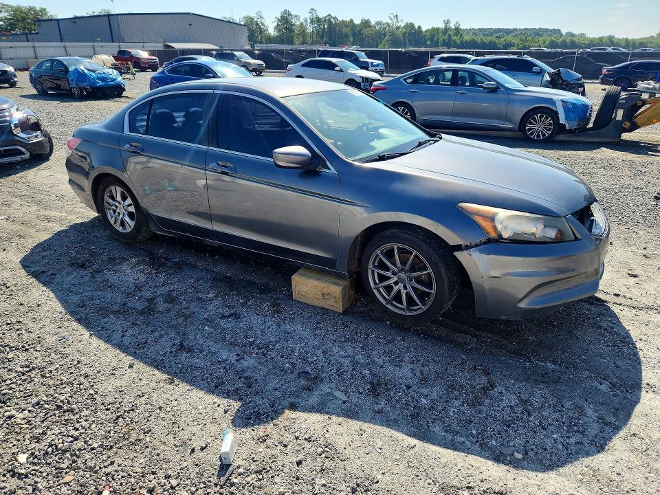 60427936 :رقم المزاد ، 1HGCP2F67CA201507 vin ، 2012 Honda Accord مزاد بيع