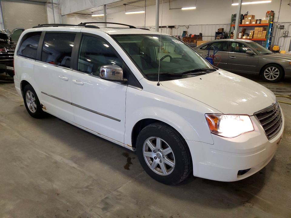 59112186 :رقم المزاد ، 2A4RR8DX9AR436625 vin ، 2010 Chrysler Town & Country مزاد بيع