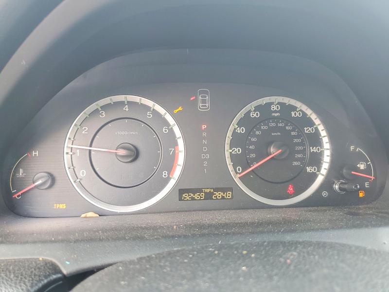 62850736 :رقم المزاد ، 1HGCP2F64BA025711 vin ، 2011 Honda Accord مزاد بيع