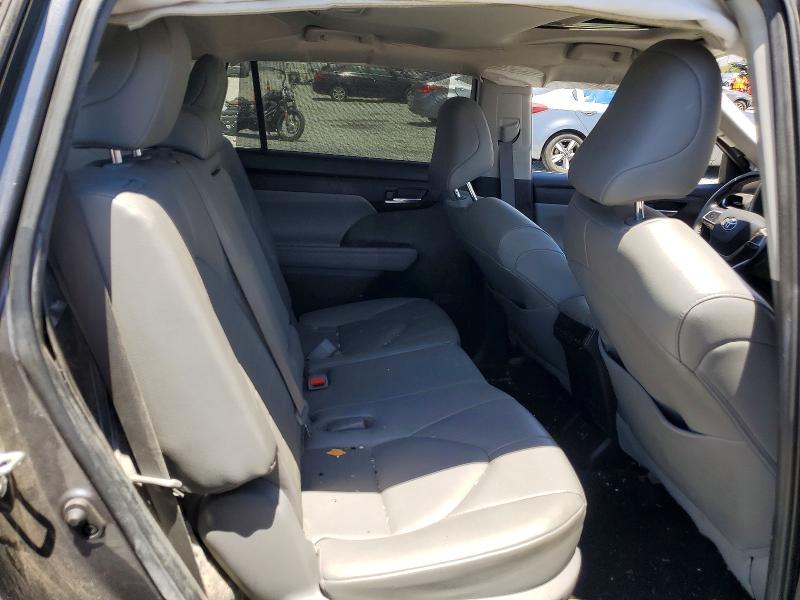 Продажа на аукционе авто 2023 Toyota Highlander Hybrid, vin: 5TDKARAH0PS018164, номер лота: 61181746