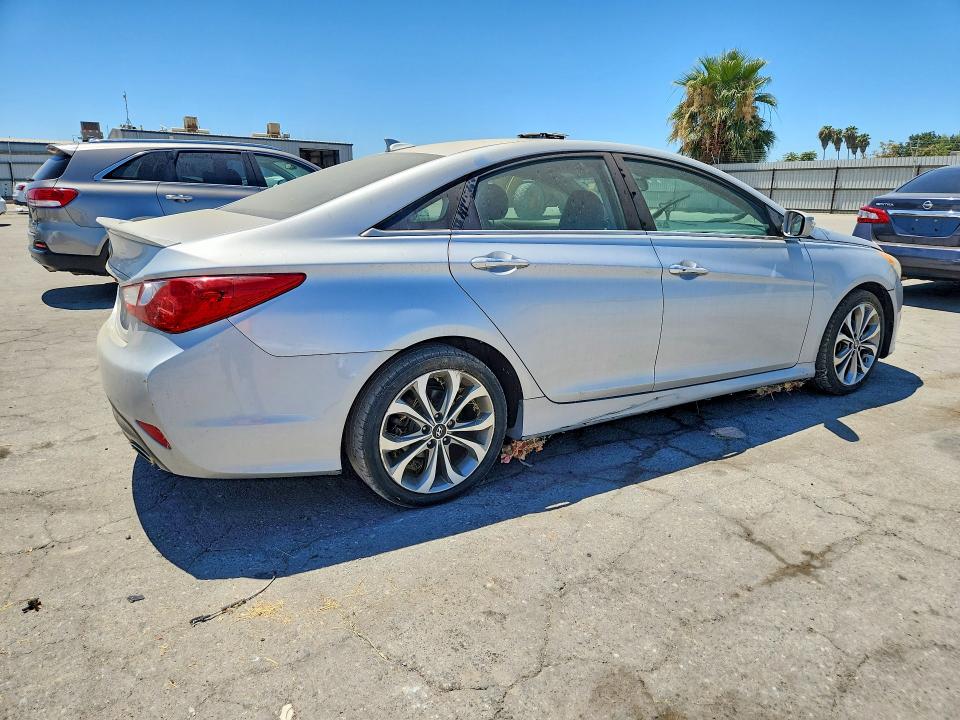 63156906 :رقم المزاد ، 5NPEC4AC9EH833481 vin ، 2014 Hyundai Sonata مزاد بيع