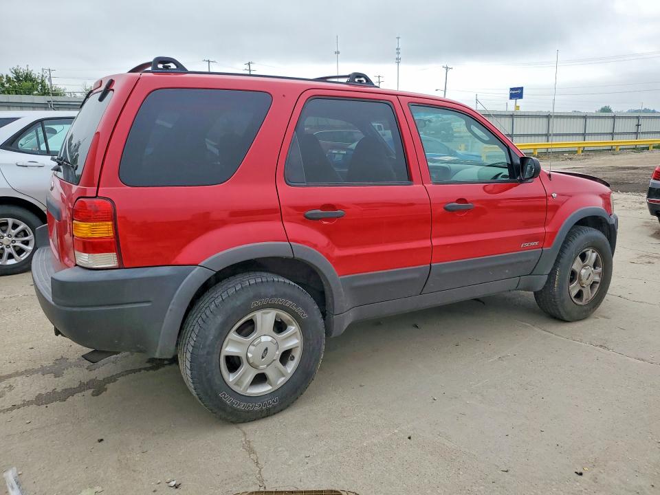 2001 Ford Escape მანქანა იყიდება აუქციონზე, vin: 1FMYU04151KA33961, აუქციონის ნომერი: 61561226