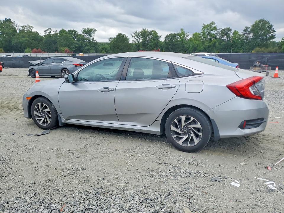 62395366 :رقم المزاد ، 19XFC2F77GE081811 vin ، 2016 Honda Civic مزاد بيع