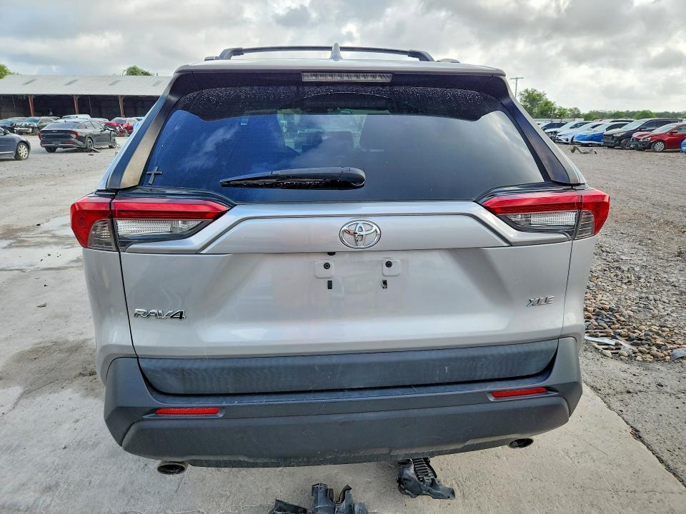 2019 Toyota Rav4 მანქანა იყიდება აუქციონზე, vin: 2T3W1RFV9KW009048, აუქციონის ნომერი: 60325416