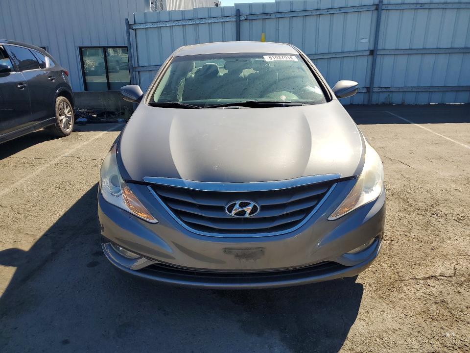 2013 Hyundai Sonata მანქანა იყიდება აუქციონზე, vin: 5NPEB4AC5DH746193, აუქციონის ნომერი: 61937916