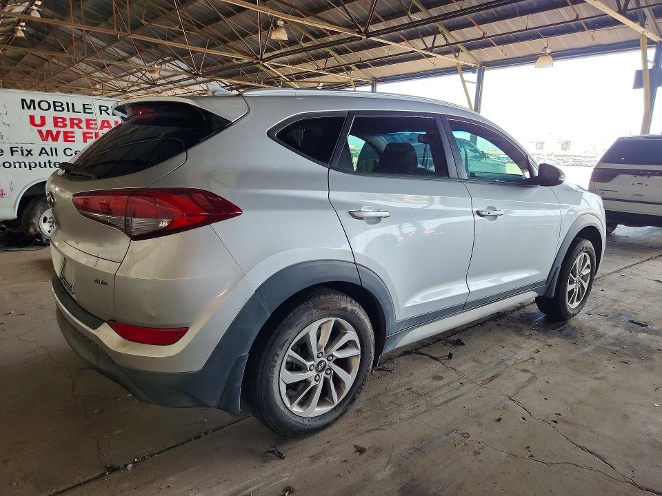 Продажа на аукционе авто 2017 Hyundai Tucson, vin: KM8J3CA43HU466603, номер лота: 61511556