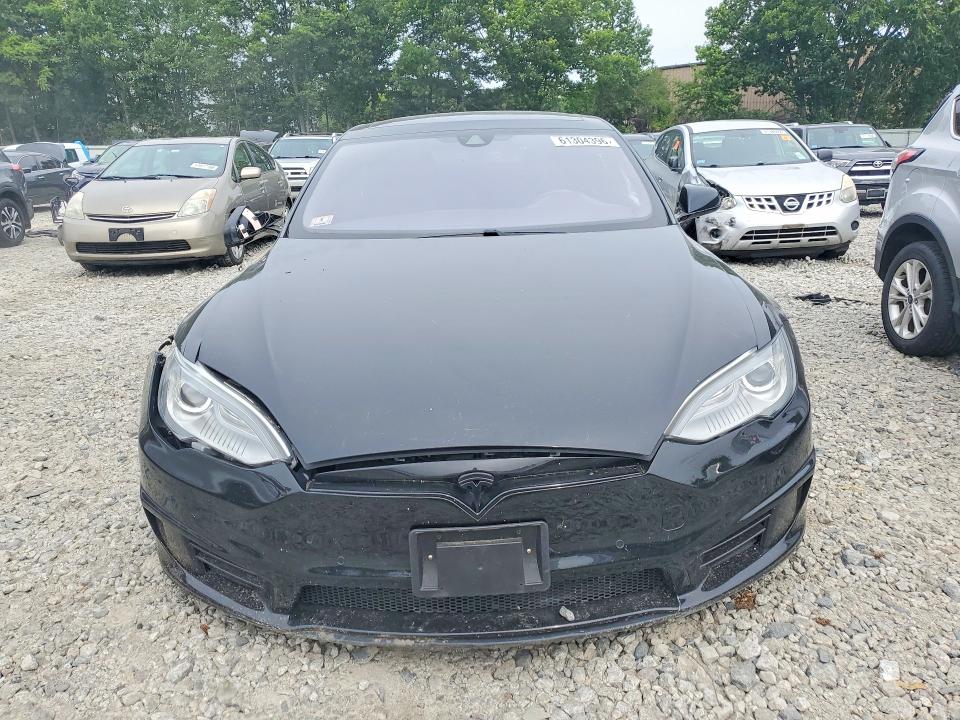Продажа на аукционе авто 2015 Tesla Model S, vin: 5YJSA1E4XFF112726, номер лота: 61304396