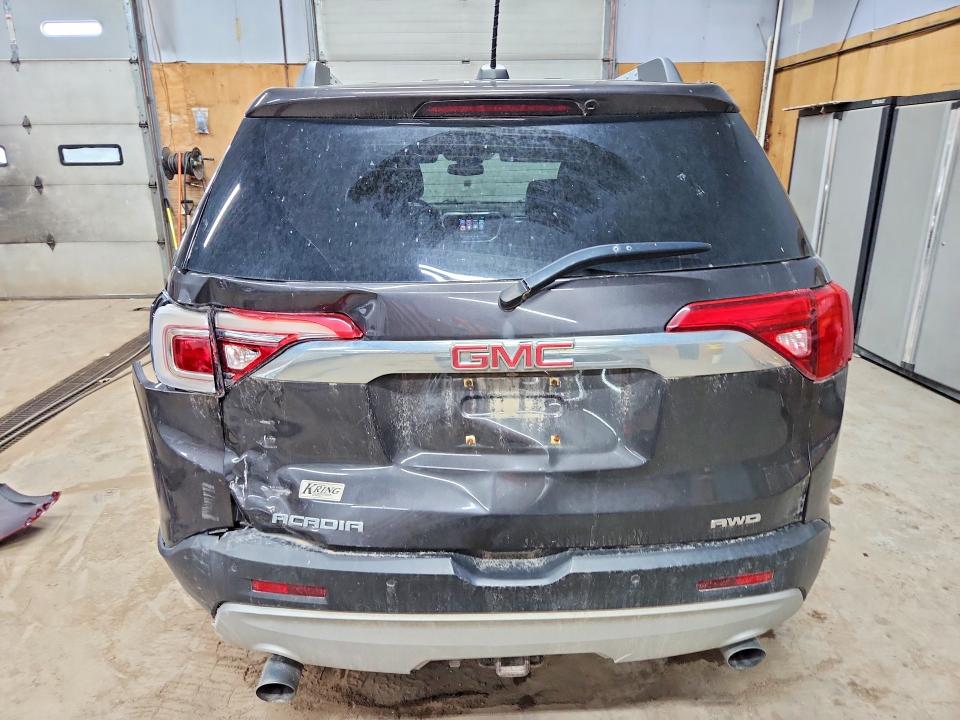 61108116 :رقم المزاد ، 1GKKNULS0HZ288533 vin ، 2017 Gmc Acadia مزاد بيع