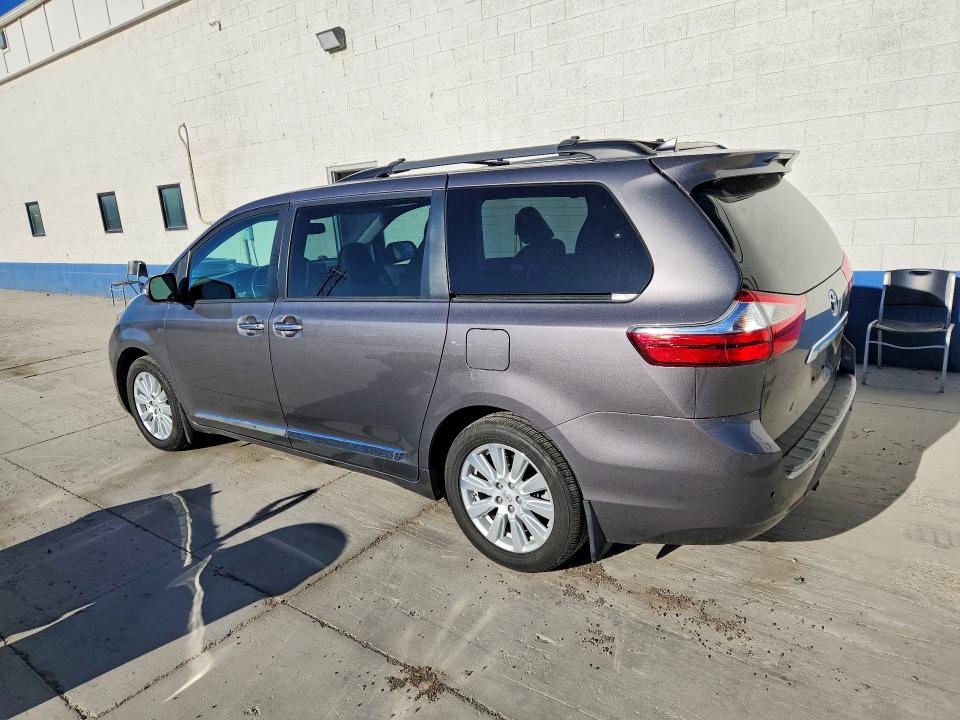 Продаж на аукціоні авто 2017 Toyota Sienna, vin: 5TDDZ3DC5HS158727, номер лоту: 60092036