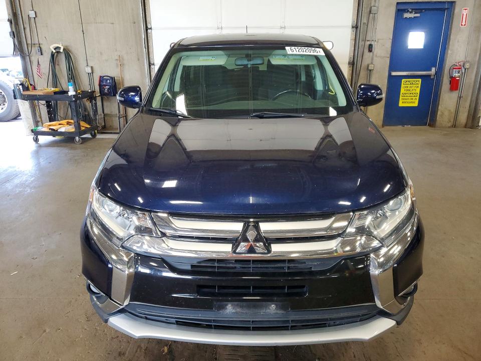 Продаж на аукціоні авто 2016 Mitsubishi Outlander, vin: JA4AZ3A38GZ062413, номер лоту: 61202096