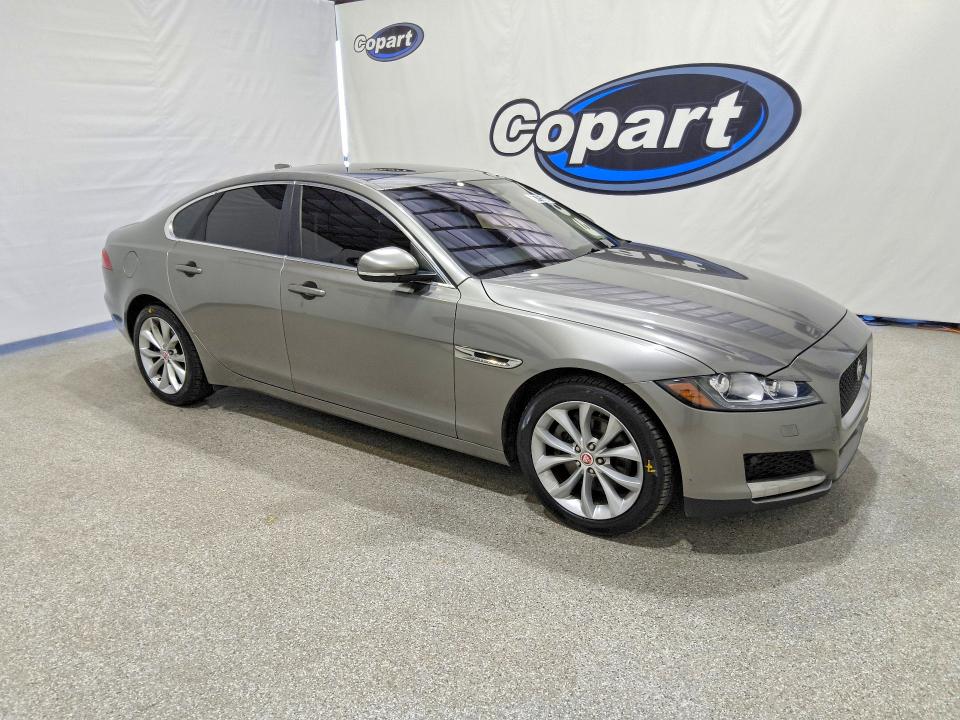 Продажа на аукционе авто 2017 Jaguar Xf, vin: SAJBD4BNXHCY36116, номер лота: 60705006