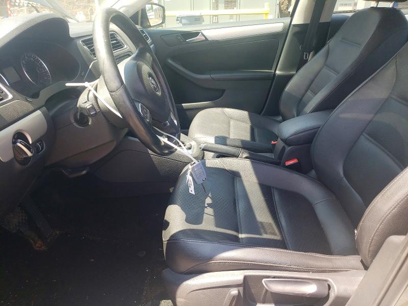 62215006 :رقم المزاد ، 3VWDP7AJ4DM256087 vin ، 2013 Volkswagen Jetta مزاد بيع