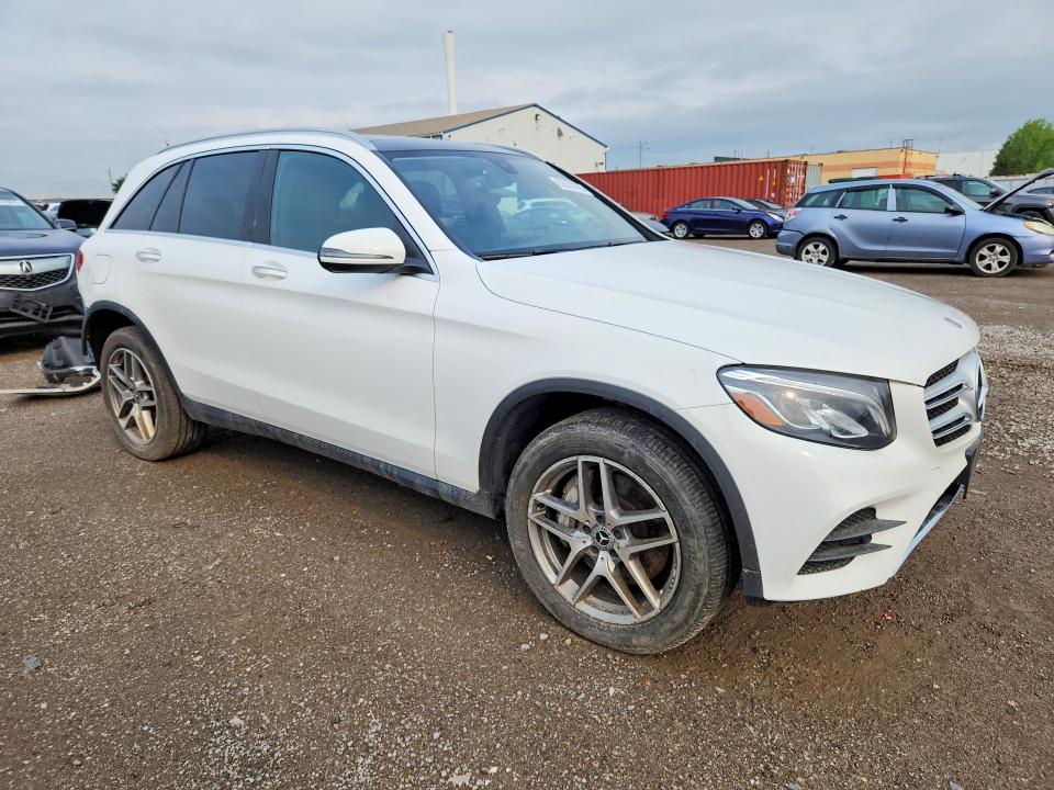 62631676 :رقم المزاد ، WDC0G4KB3JV041111 vin ، 2018 Mercedes-benz Glc مزاد بيع