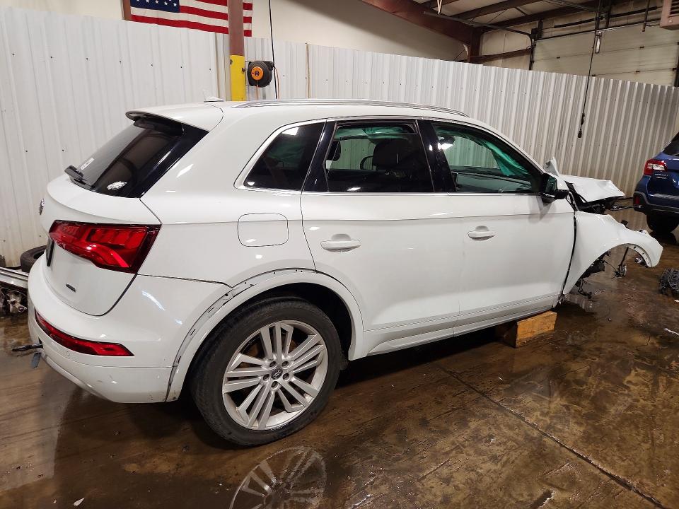 59217396 :رقم المزاد ، WA1BNAFY6K2119945 vin ، 2019 Audi Q5 مزاد بيع