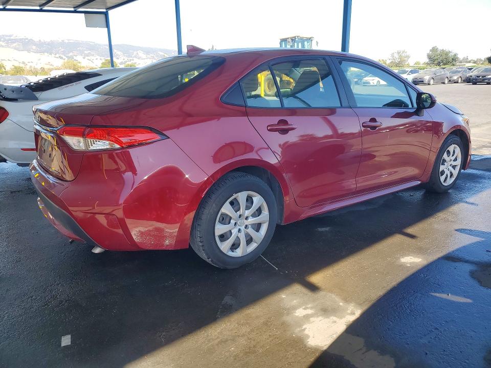 Продаж на аукціоні авто 2022 Toyota Corolla, vin: JTDEPMAE5NJ231173, номер лоту: 63250966