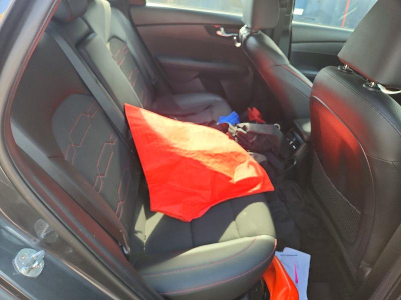 Продажа на аукционе авто 2021 Kia Forte, vin: 3KPF44AC3ME401294, номер лота: 61171776