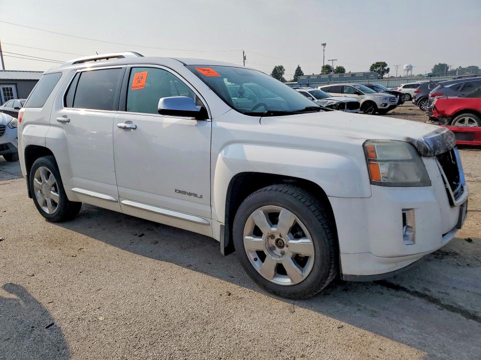 60975776 :رقم المزاد ، 2GKFLZE33D6184005 vin ، 2013 Gmc Terrain مزاد بيع
