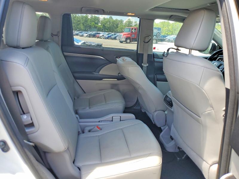 2018 Toyota Highlander მანქანა იყიდება აუქციონზე, vin: 5TDYZRFH9JS273768, აუქციონის ნომერი: 59668526