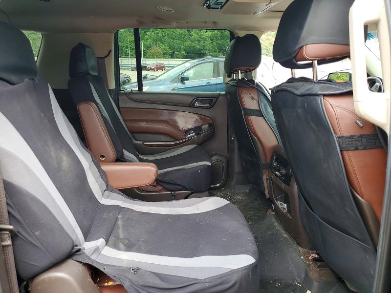 2015 Chevrolet Suburban მანქანა იყიდება აუქციონზე, vin: 1GNSKKKC7FR675040, აუქციონის ნომერი: 62569676