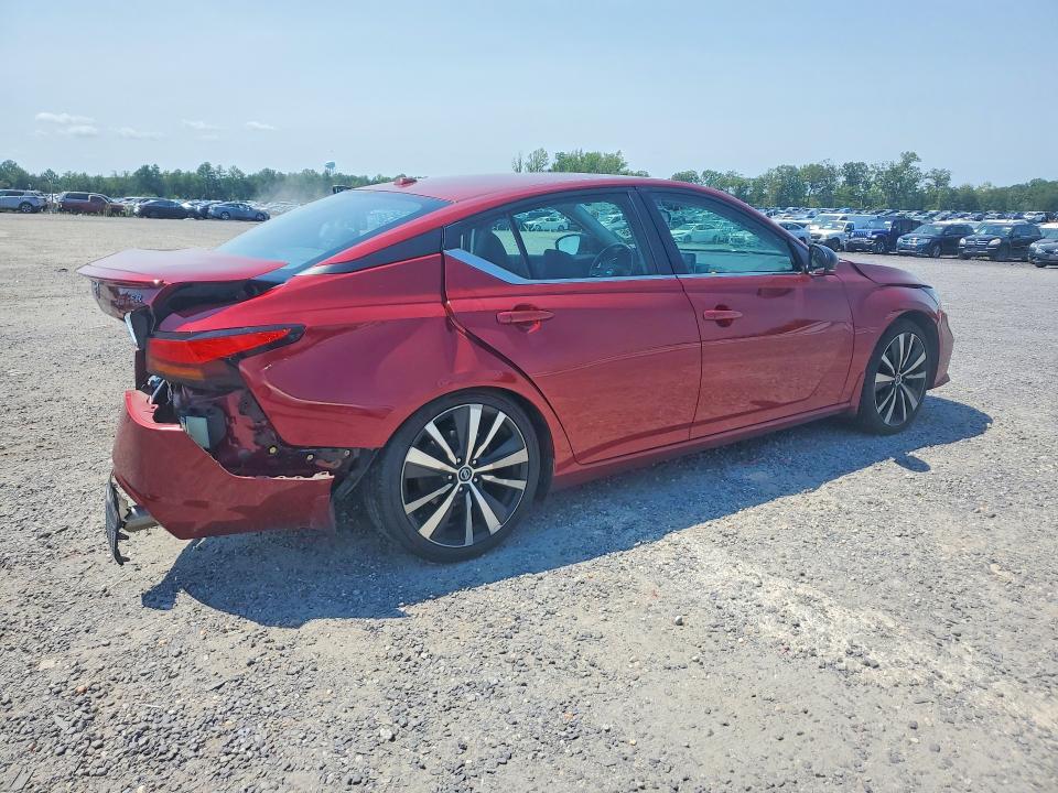 60758186 :رقم المزاد ، 1N4BL4CV2MN407752 vin ، 2021 Nissan Altima مزاد بيع