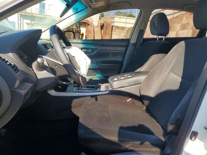 Продажа на аукционе авто 2015 Nissan Altima, vin: 1N4AL3AP1FN864078, номер лота: 61000186