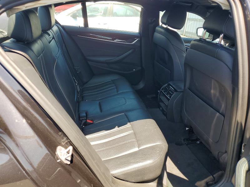 61818106 :رقم المزاد ، WBAJA9C51JB033542 vin ، 2018 Bmw 530e مزاد بيع
