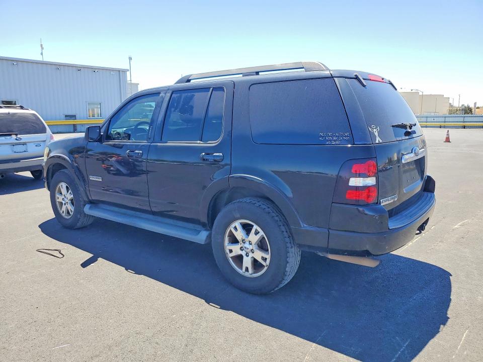 61411996 :رقم المزاد ، 1FMEU73E68UB06544 vin ، 2008 Ford Explorer مزاد بيع