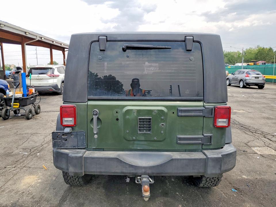 60145656 :رقم المزاد ، 1J8FA24108L626883 vin ، 2008 Jeep Wrangler مزاد بيع