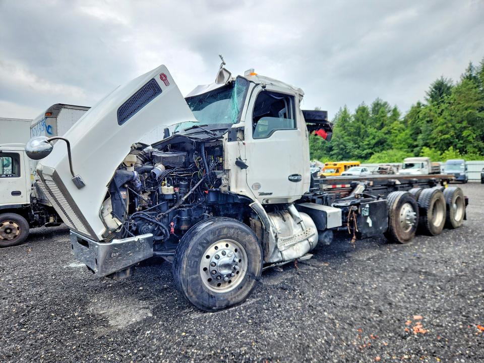 59830326 :رقم المزاد ، 1NKZXPTX0KJ247664 vin ، 2019 Kenworth Construction مزاد بيع