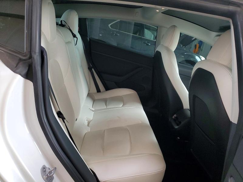 Продажа на аукционе авто 2022 Tesla Model 3, vin: 5YJ3E1EC7NF295288, номер лота: 61212956