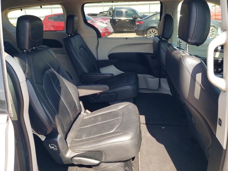 Продажа на аукционе авто 2017 Chrysler Pacifica, vin: 2C4RC1BG2HR576575, номер лота: 63106336