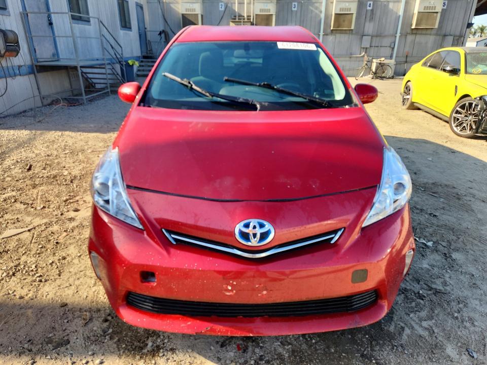 61208106 :رقم المزاد ، JTDZN3EU4E3313998 vin ، 2014 Toyota Prius V مزاد بيع