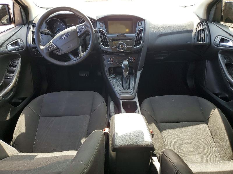 61964836 :رقم المزاد ، 1FADP3H28JL215541 vin ، 2018 Ford Focus مزاد بيع