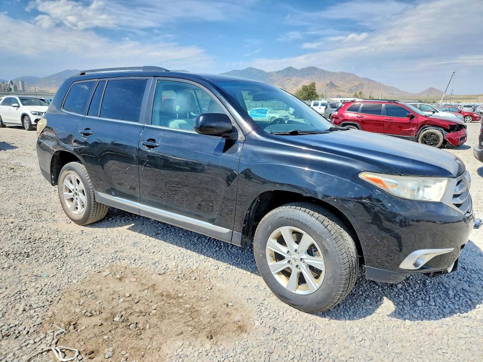 61977006 :رقم المزاد ، 5TDBK3EH4CS112076 vin ، 2012 Toyota Highlander مزاد بيع
