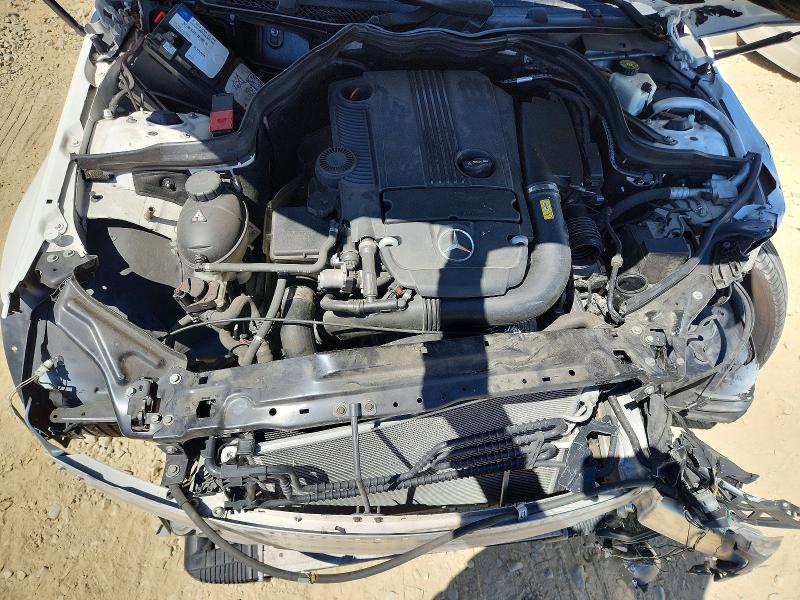 Продажа на аукционе авто 2013 Mercedes-benz C, vin: WDDGJ4HB0DF977527, номер лота: 63000576