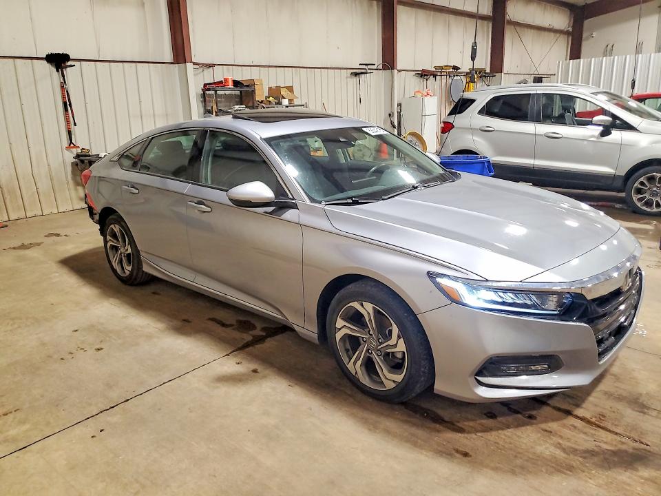 Продажа на аукционе авто 2018 Honda Accord, vin: 1HGCV1F54JA129136, номер лота: 63542186